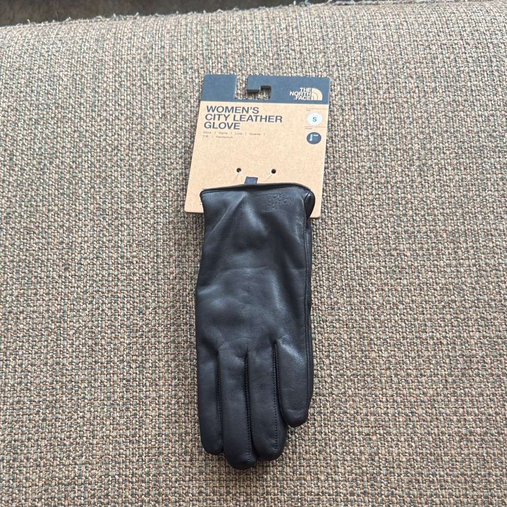 The North Face Women's Black City Leather Gloves